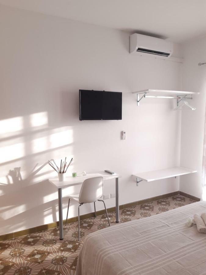 Donnapeppina Siracusa Plemmirio Ngoại thất bức ảnh