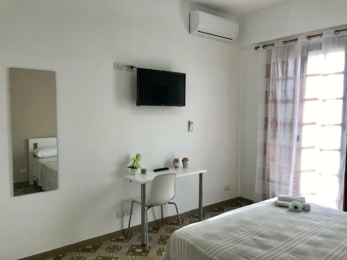 Donnapeppina Siracusa Plemmirio Ngoại thất bức ảnh